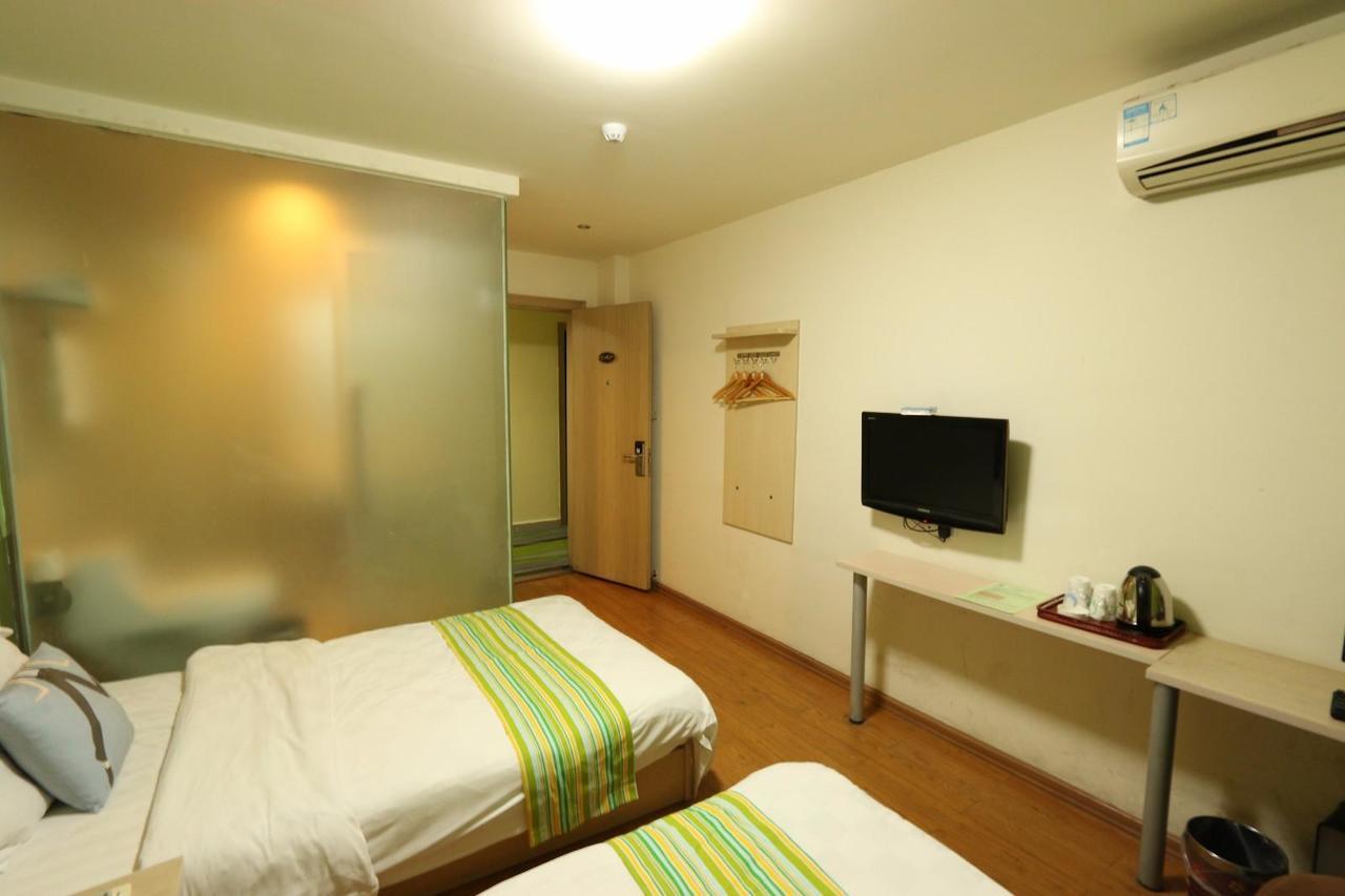 Pai Hotel Zhanjiang Xuwen Esterno foto